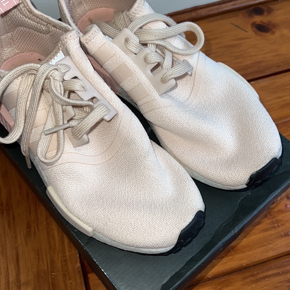 Adidas NMD R1 - Picture 7 of 13